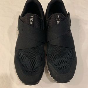 TIEM indoor spin shoes